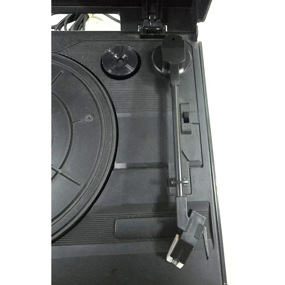 Craig Classic Retro Turntable with AM/FM Stereo Radio Model CD681